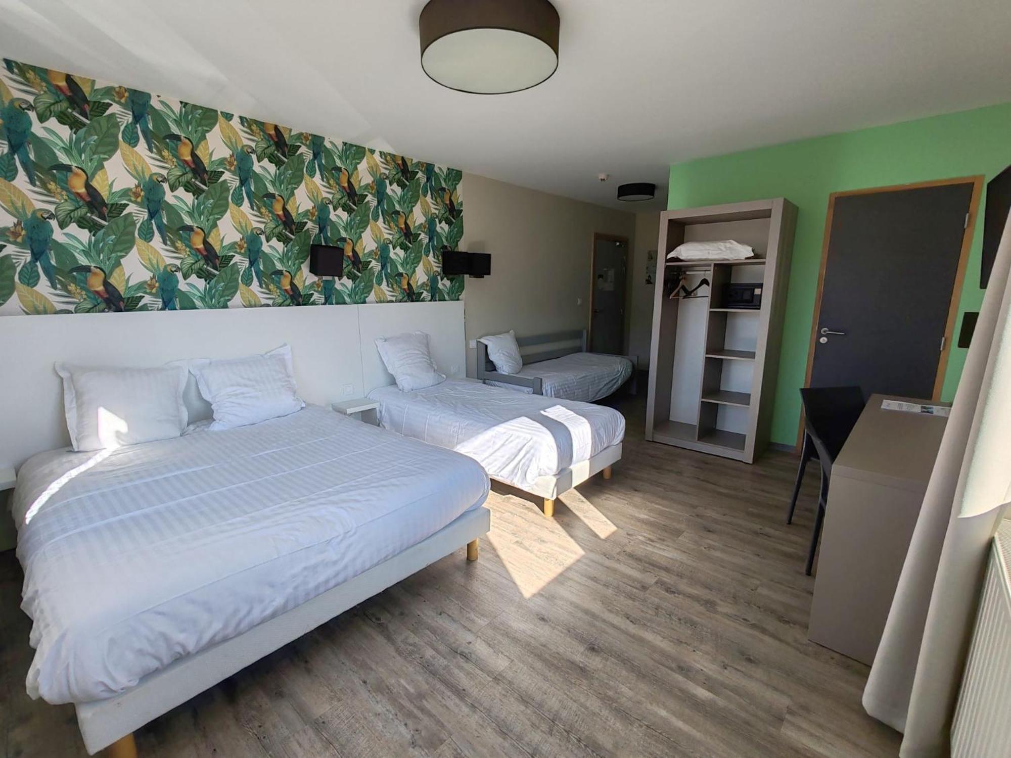 Auberge Du Chateau De Joux La Cluse-et-Mijoux Kültér fotó